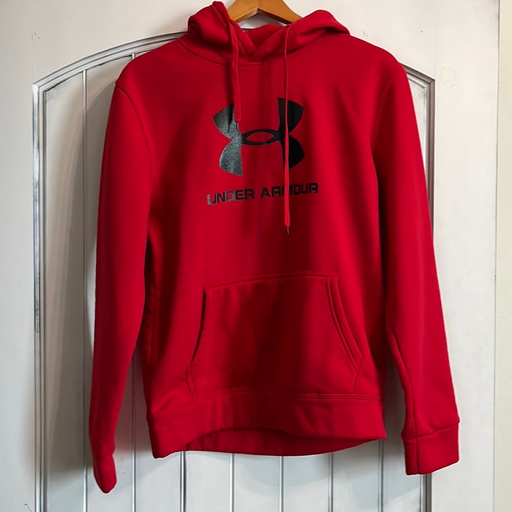 Under Armor size medium sweatshirt